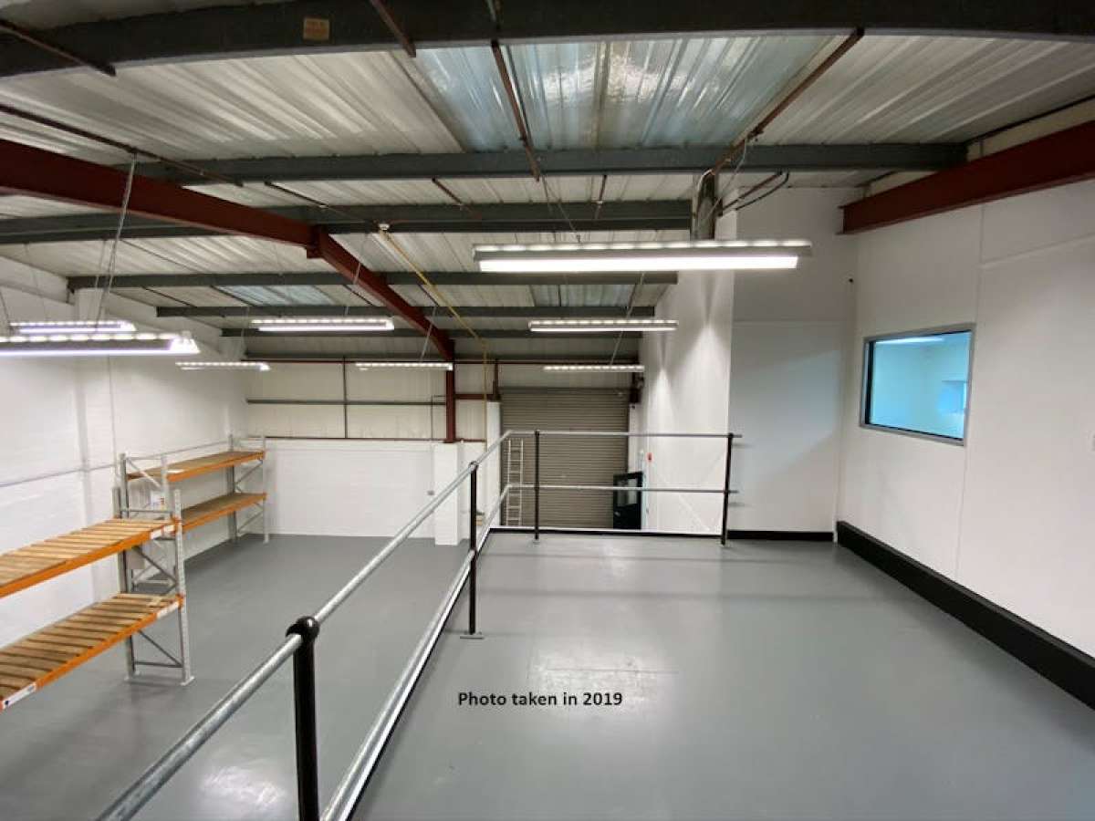 Industrial Unit in Poole - photo 3