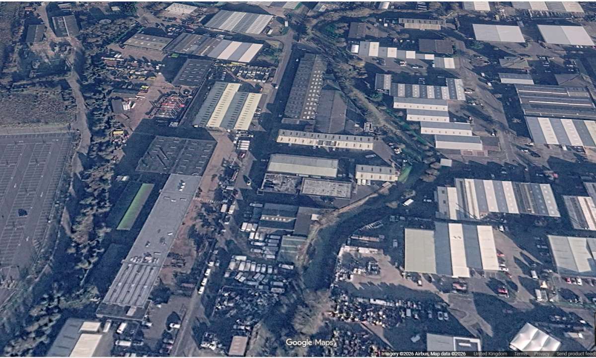 Industrial Unit in Market Harborough - photo 2