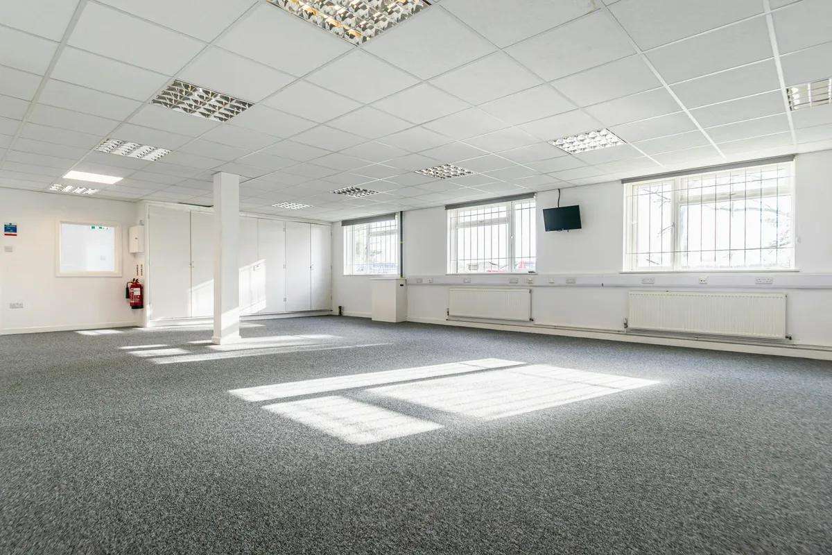 Industrial Unit in Holton Heath - photo 3