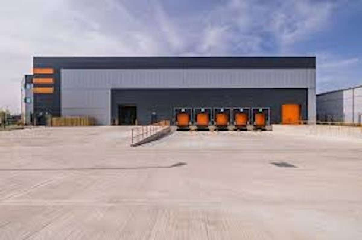 Industrial Unit in Enfield - photo 4