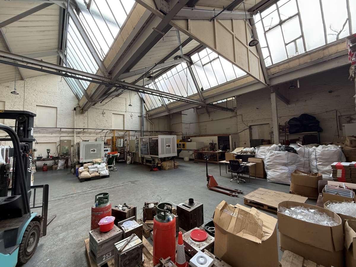 Industrial Unit To Let, Holmfield, West Yorkshire