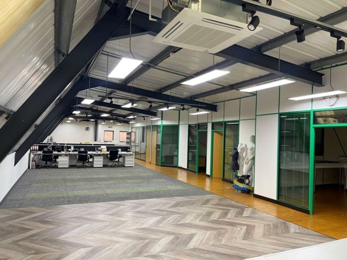 Industrial Unit in Leicester - photo 4