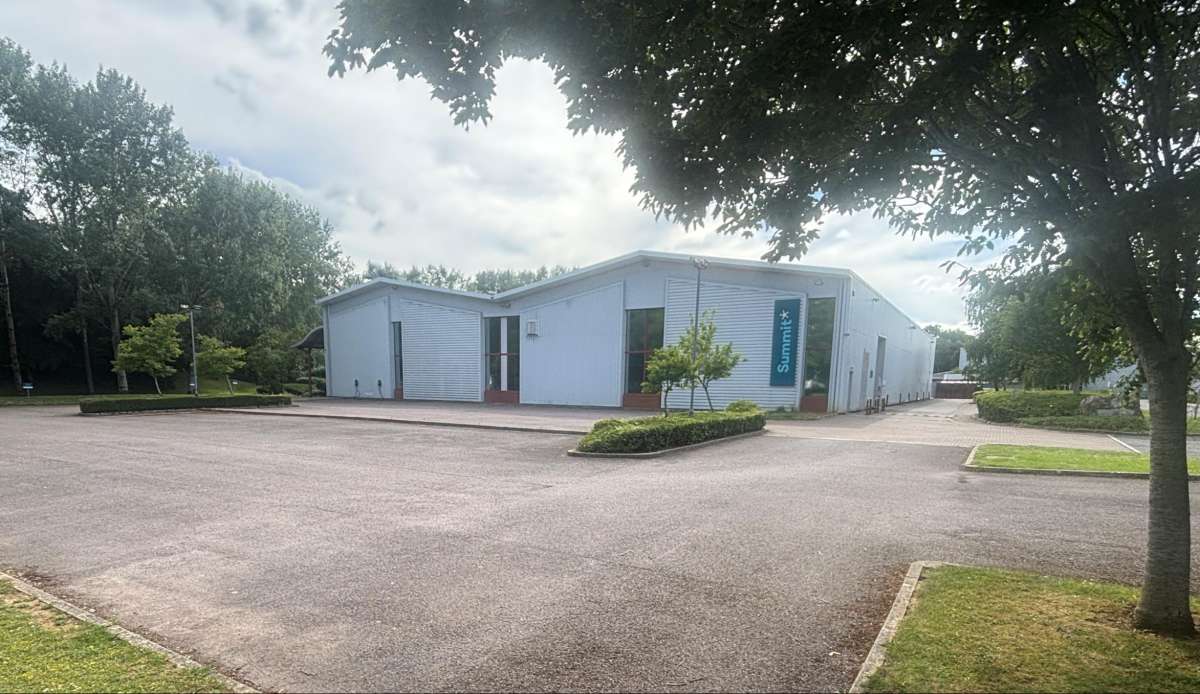 Industrial Unit To Let, Trowbridge, Wiltshire