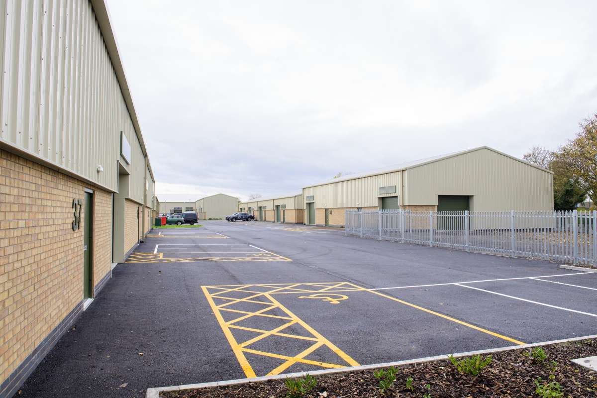 Industrial Unit in Lincoln - photo 4
