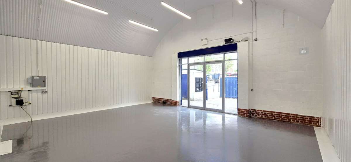 Industrial Unit in Homerton, London