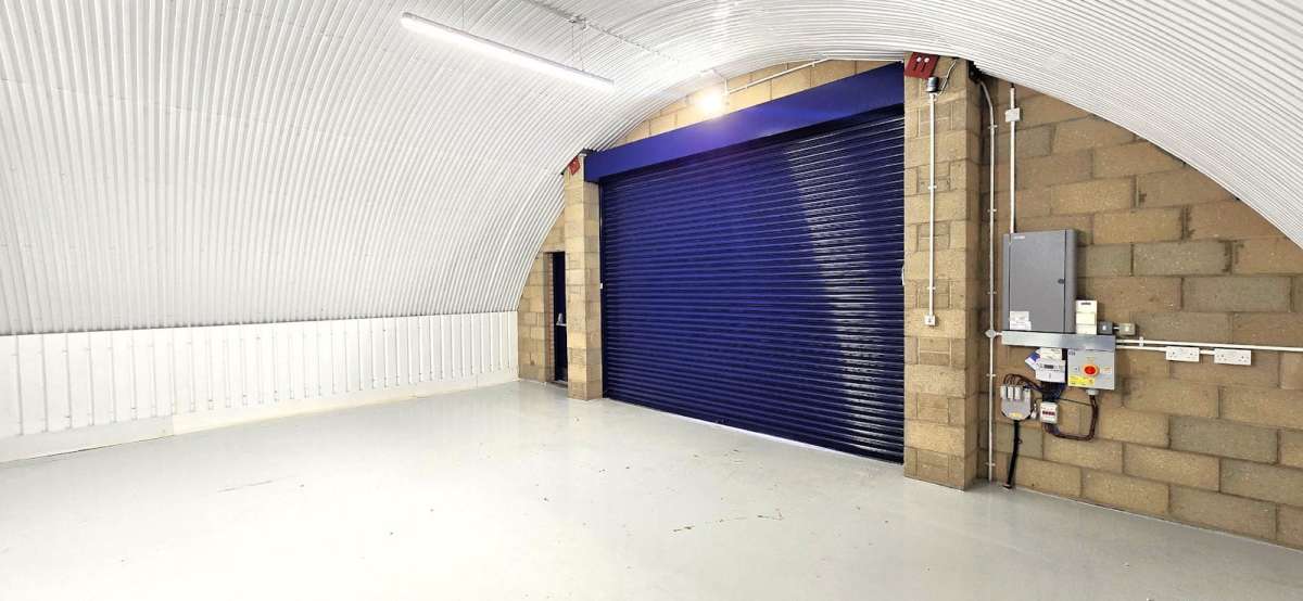 Industrial Unit in Forest Gate, London