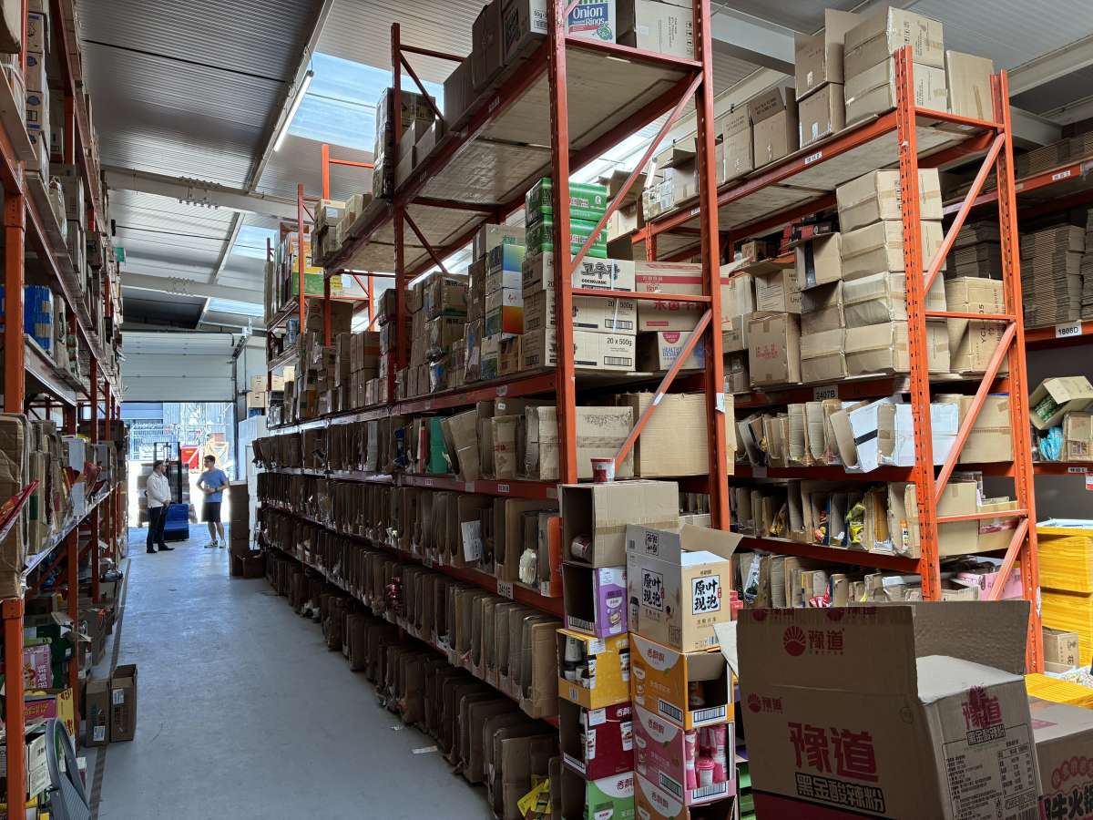 Industrial Unit in Crayford - photo 2