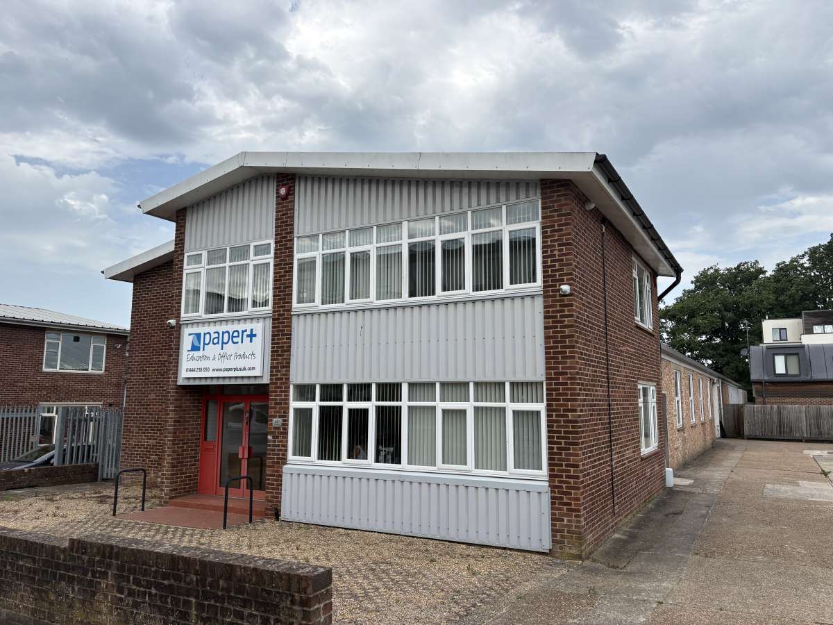 Industrial Unit To Let, Burgess Hill, West Sussex