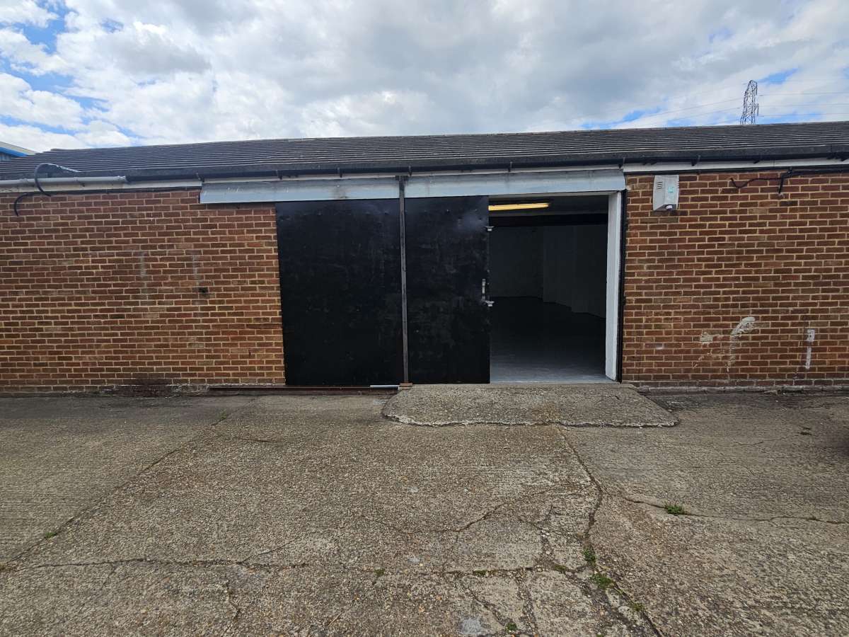Industrial Unit To Let, Sheerness, Kent