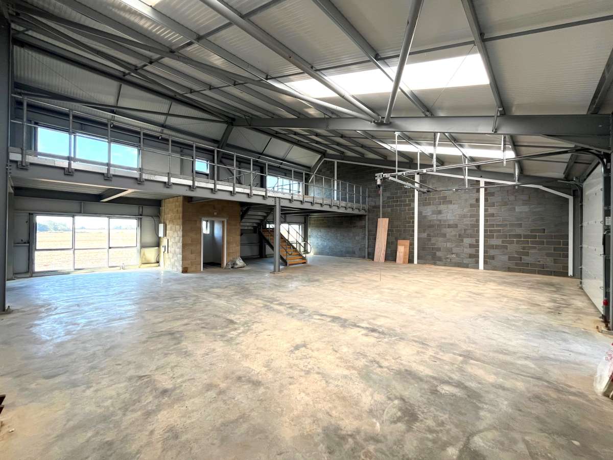 Industrial Unit in Maldon - photo 3
