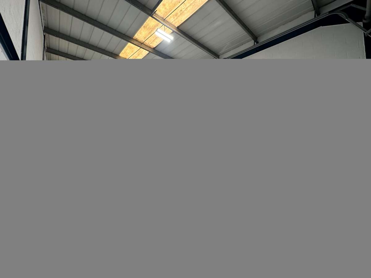 Industrial Unit in Exeter - photo 2