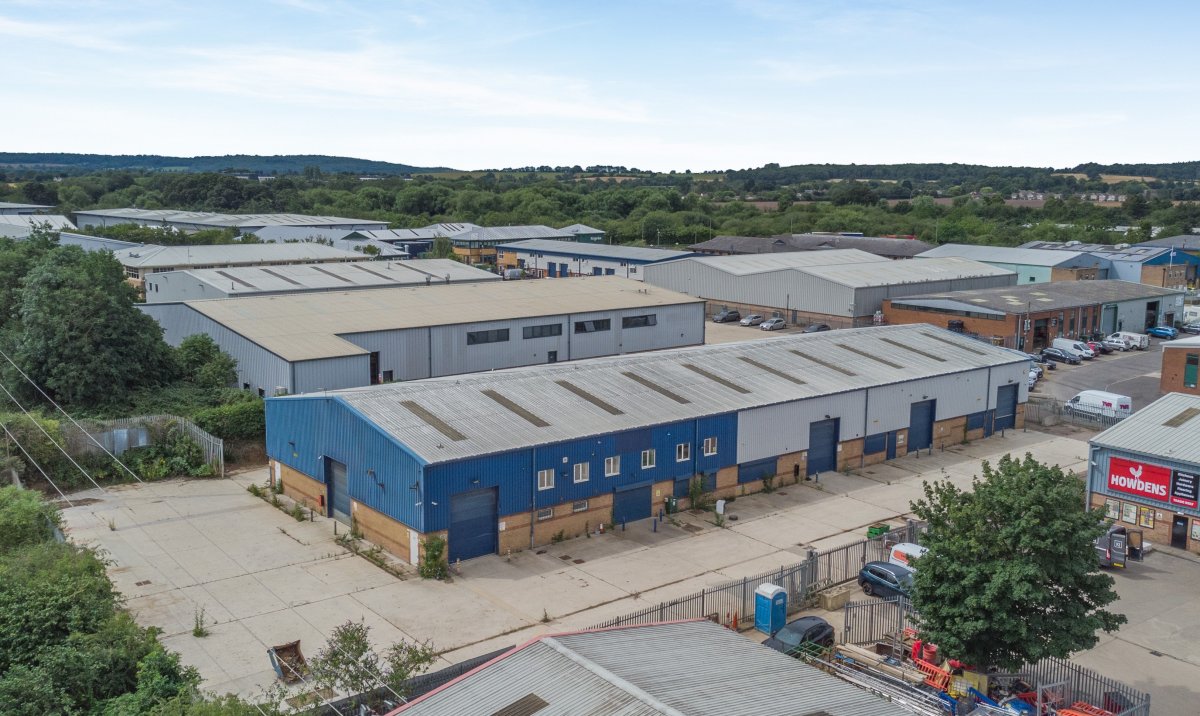 Industrial Unit To Let, Kidlington, Oxfordshire