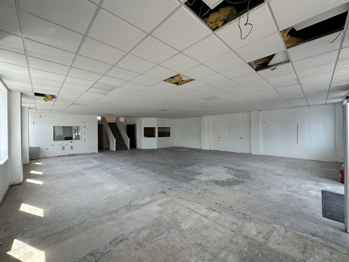 Industrial Unit in Marsh Barton Trading Estate - photo 4