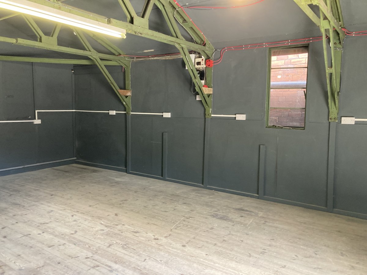 Industrial Unit in Sheffield - photo 2