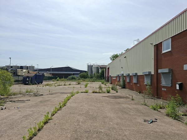 Industrial Unit in Tamworth - photo 2