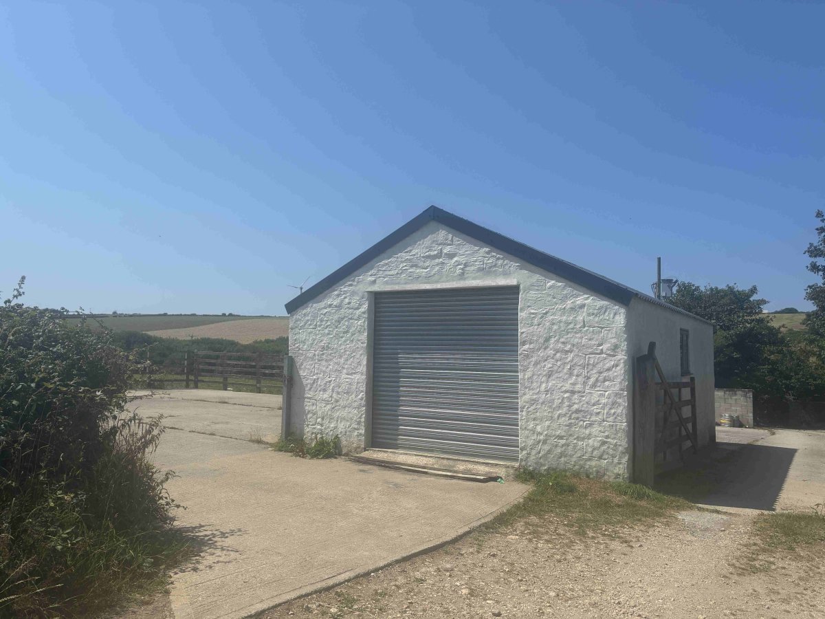 Industrial Unit in Truro - photo 2