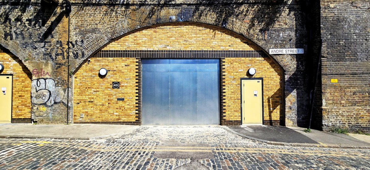 Industrial Unit in Hackney, London - photo 3