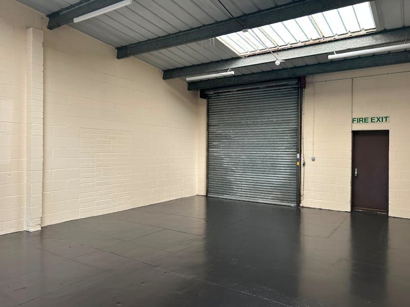 Industrial Unit in Christchurch - photo 3