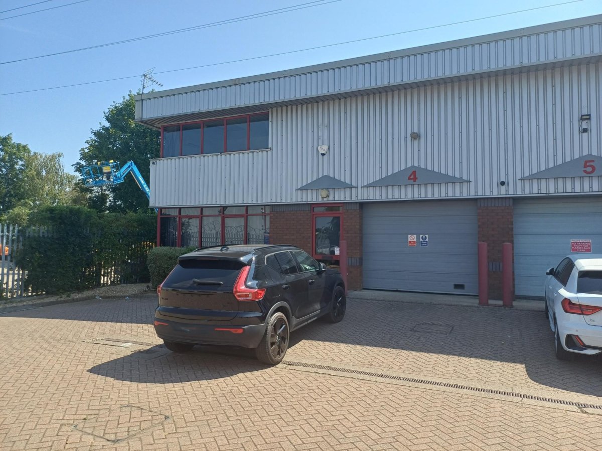 Industrial Unit To Let, Peterborough, Cambridgeshire