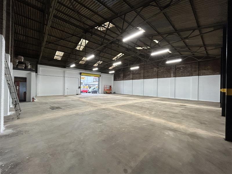 Industrial Unit in Plymouth - photo 2