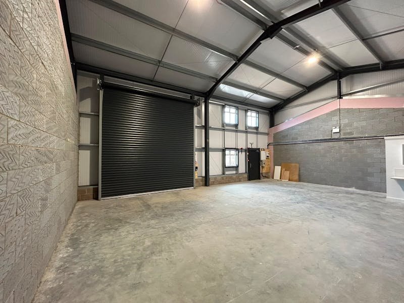 Industrial Unit in Christchurch - photo 2