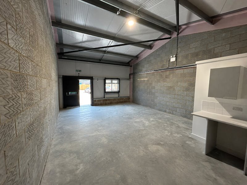 Industrial Unit in Christchurch - photo 2