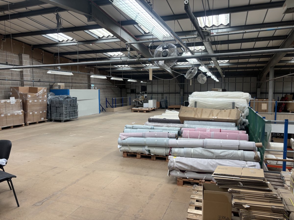 Industrial Unit in Plymouth - photo 2
