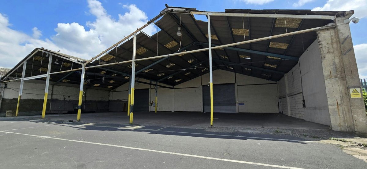 Industrial Unit in Bow, London - photo 3