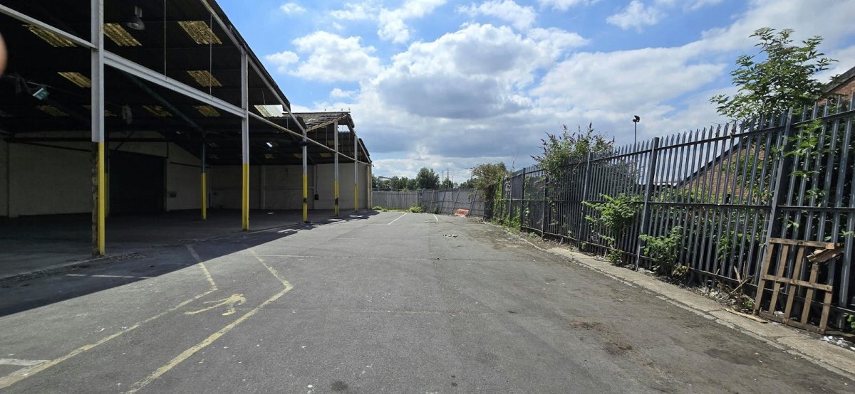 Industrial Unit in Bow, London