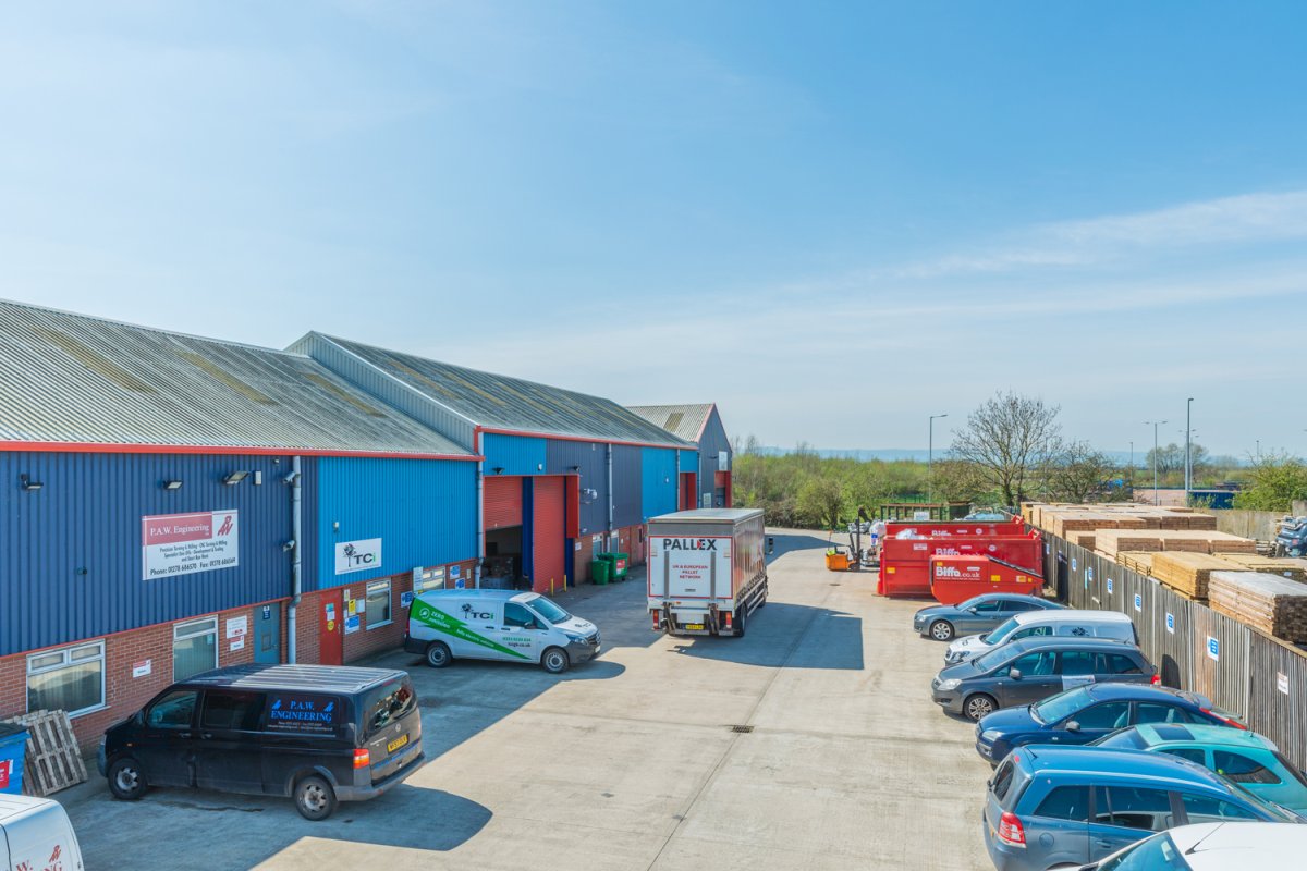 Industrial Unit in Dunball - photo 3