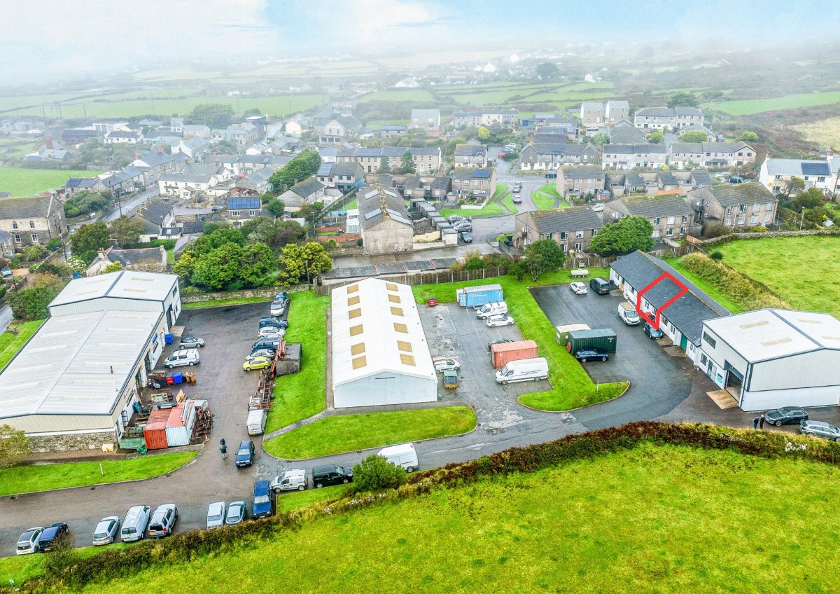 Industrial Unit in Pendeen - photo 2