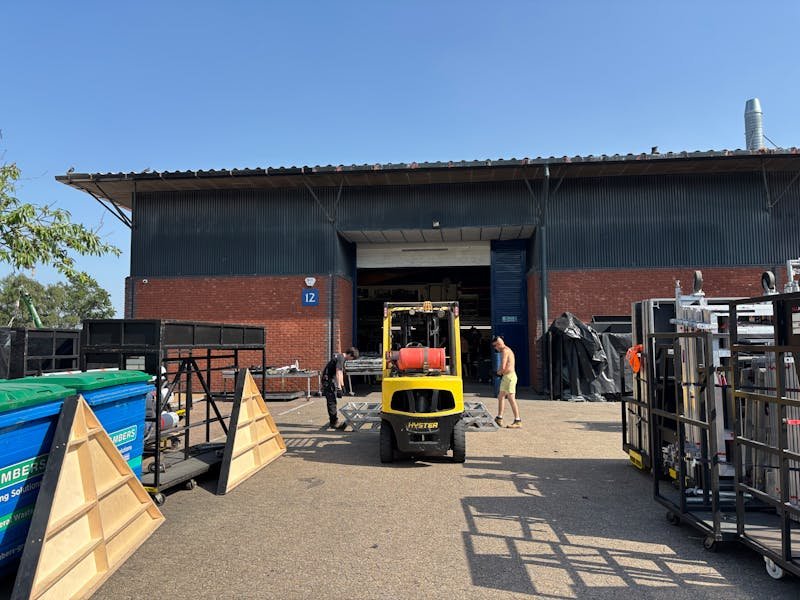 Industrial Unit in Woking - photo 2