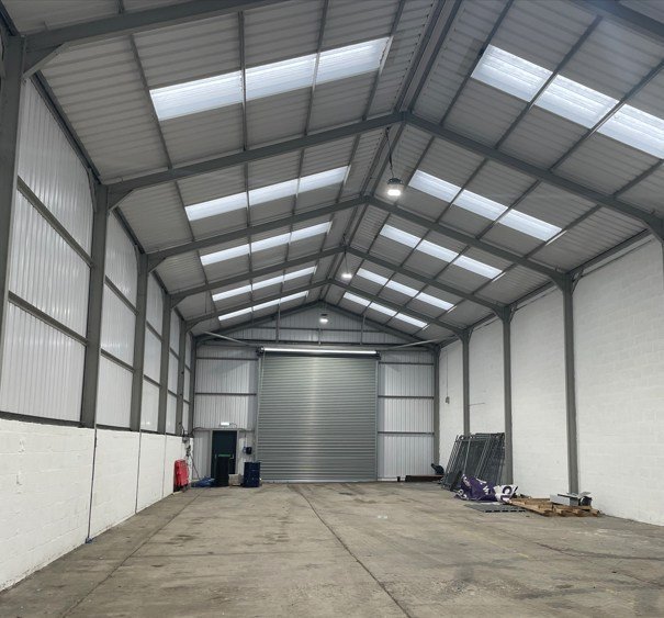 Industrial Unit in Devizes - photo 2