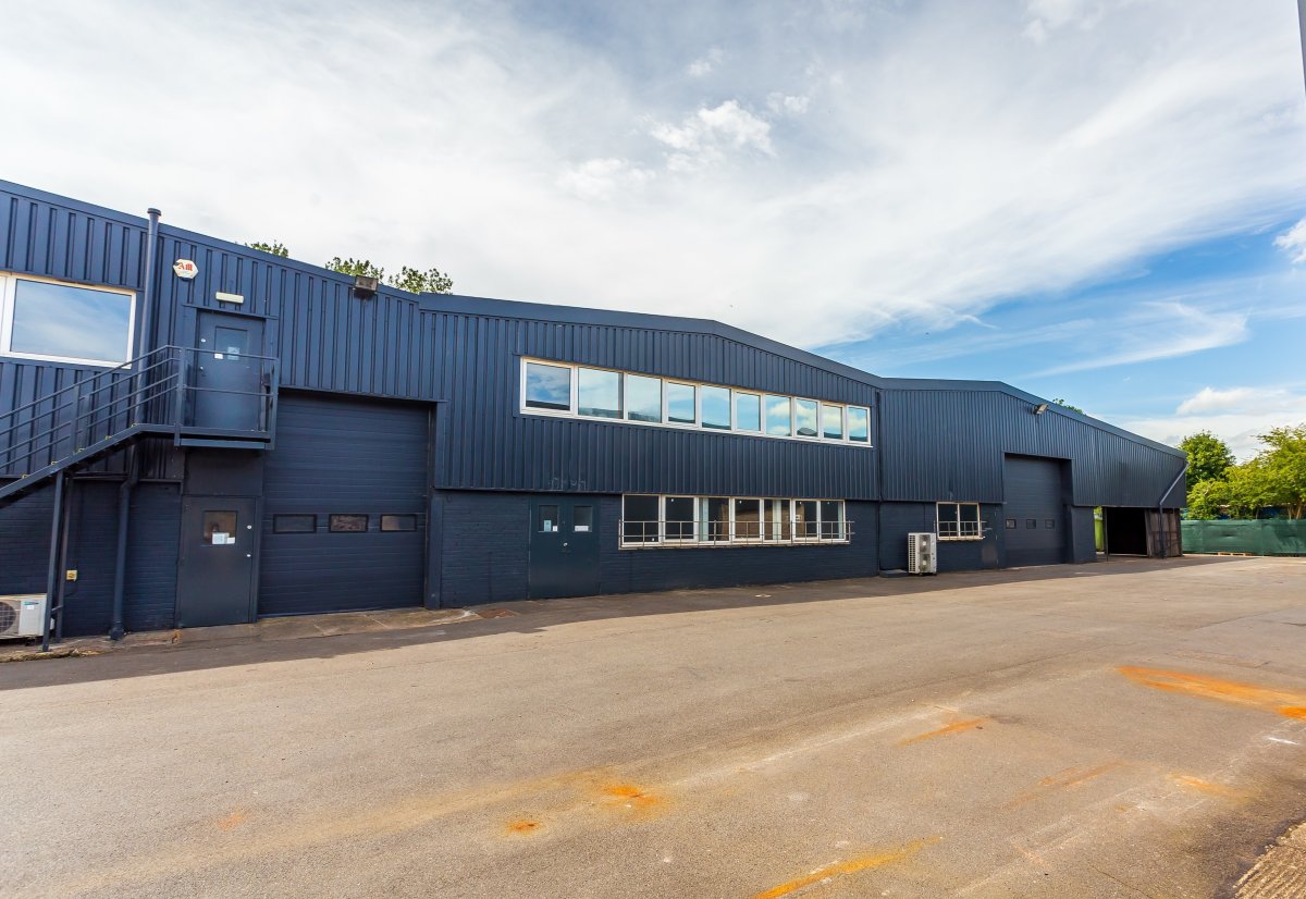 Industrial Unit in Fowlmere - photo 2