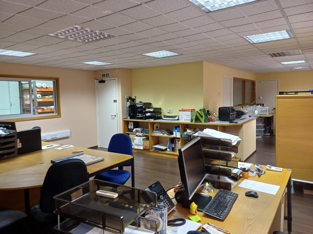 Industrial Unit in Peterborough - photo 4