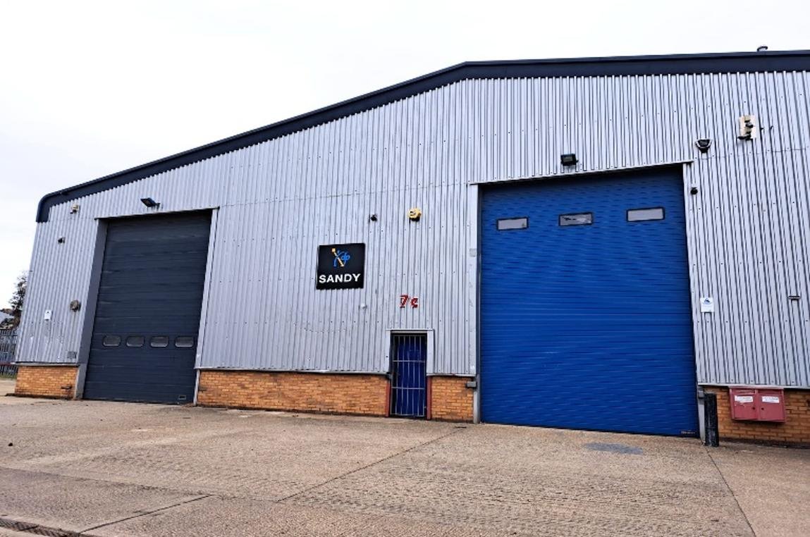Industrial Unit in Sandy - photo 2