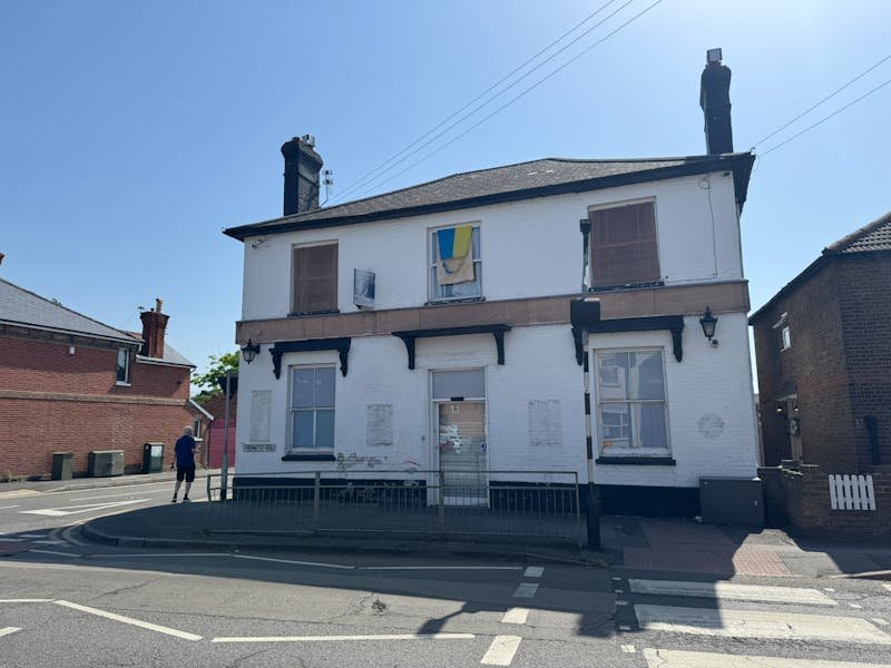 Industrial in Chertsey