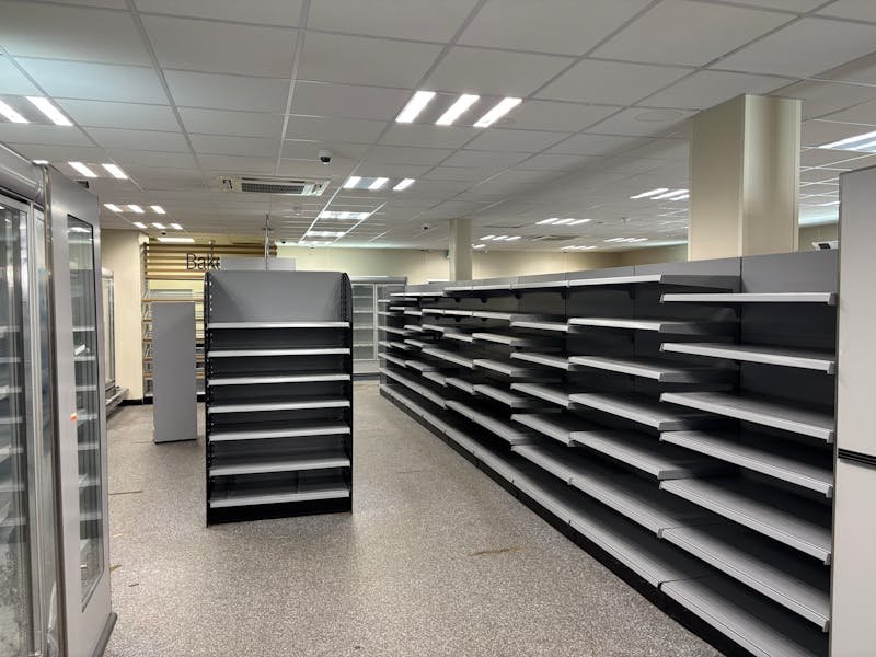 Industrial Unit in Chertsey - photo 3