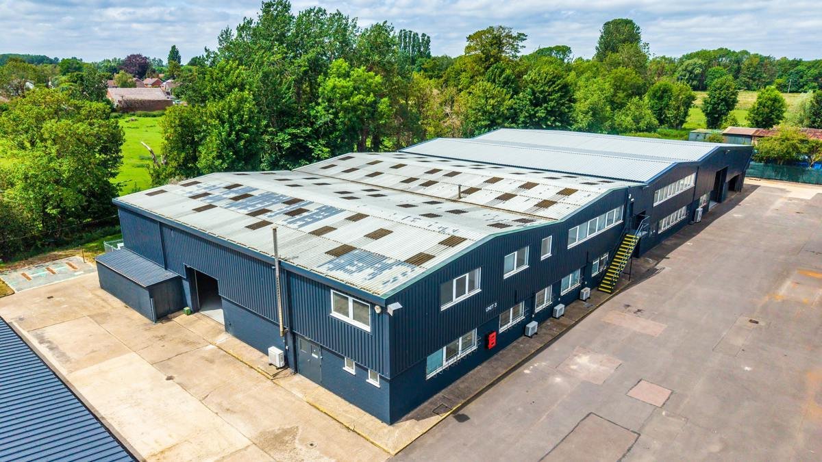 Industrial Unit in Fowlmere - photo 3
