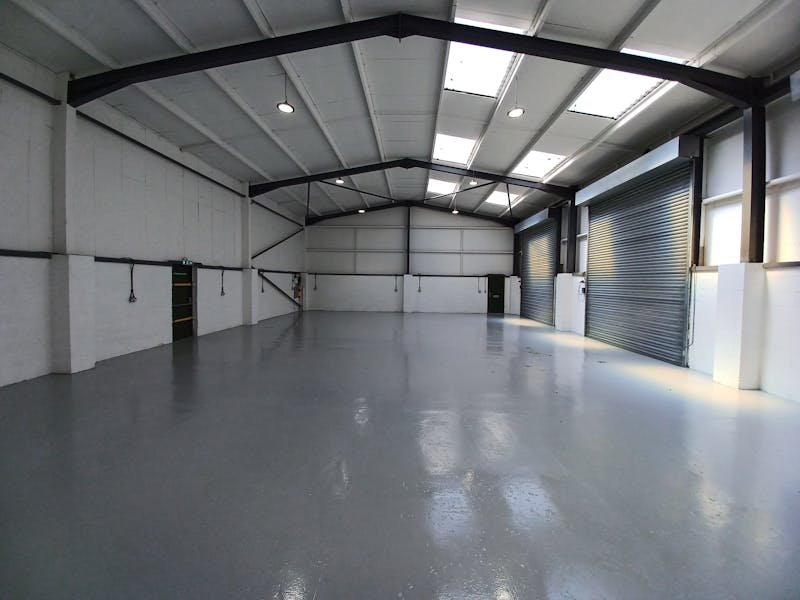 Industrial Unit in Ferndown - photo 2