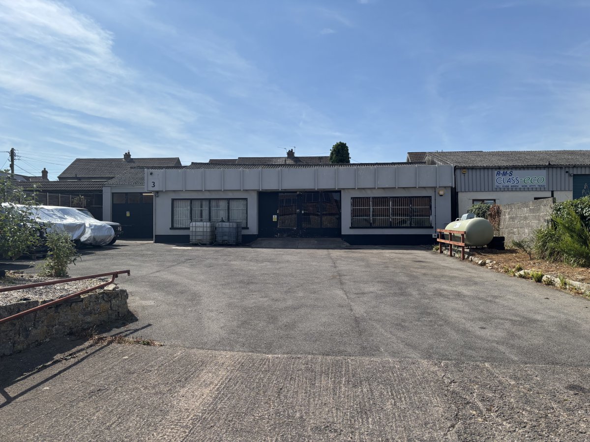 Industrial in Walton