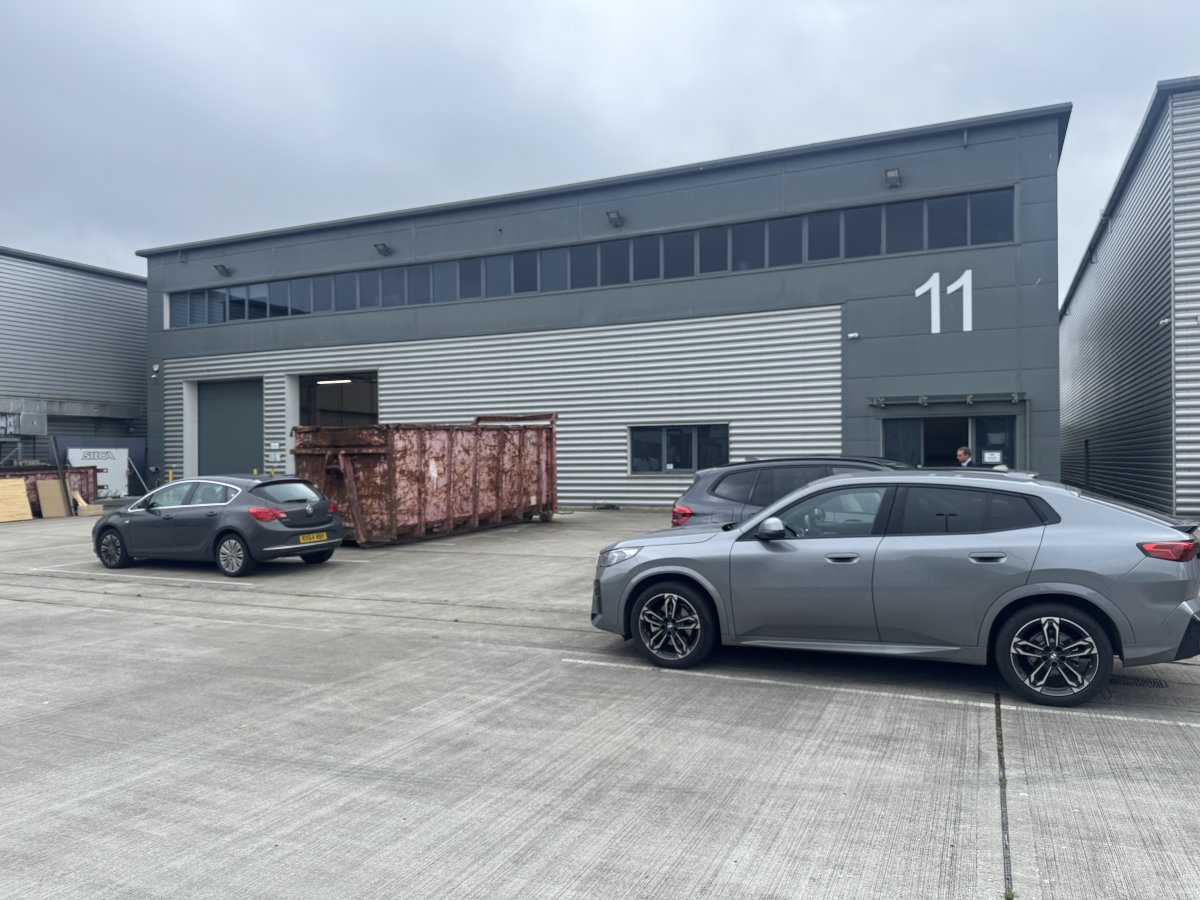 Industrial Unit in Yate - photo 2