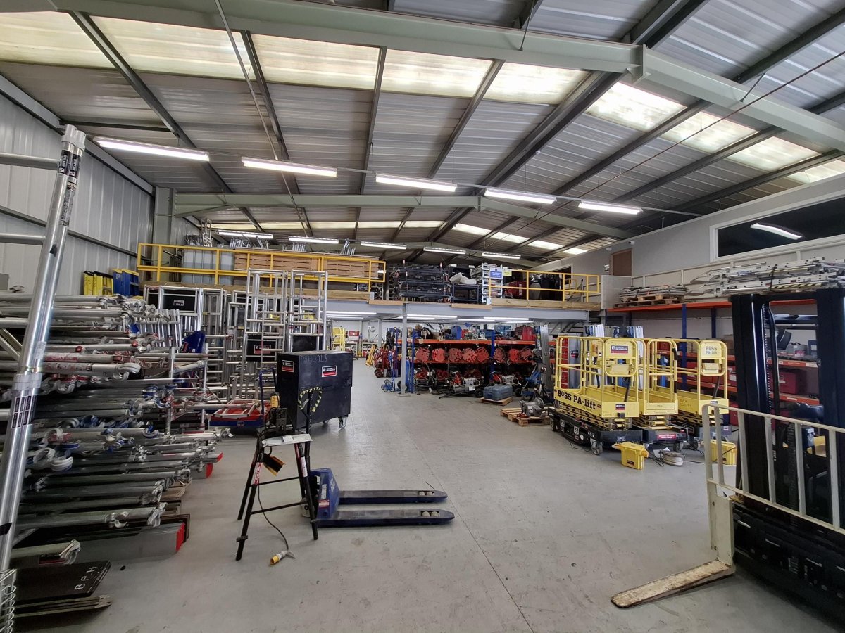 Industrial Unit in Team Valley Trading Estate - photo 3
