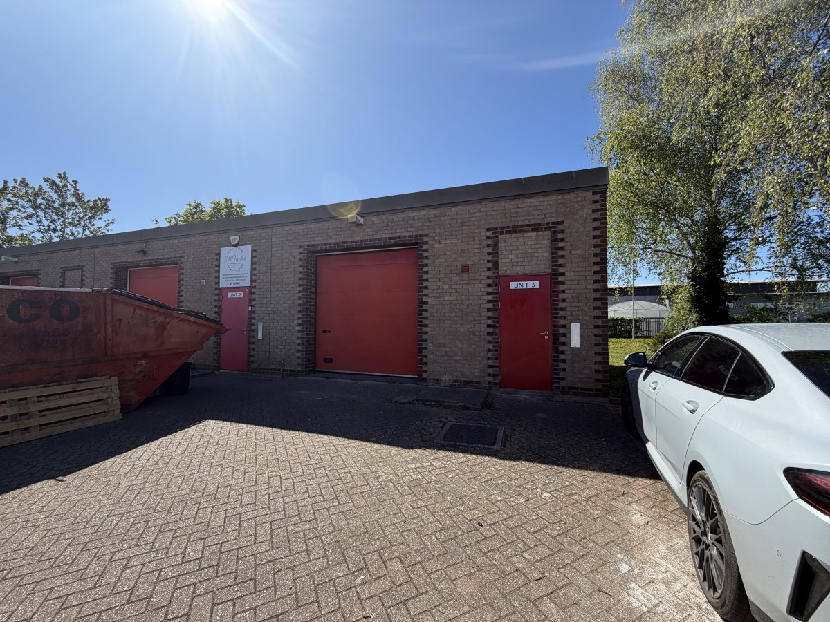 Industrial Unit in Hardwick Narrows - photo 4