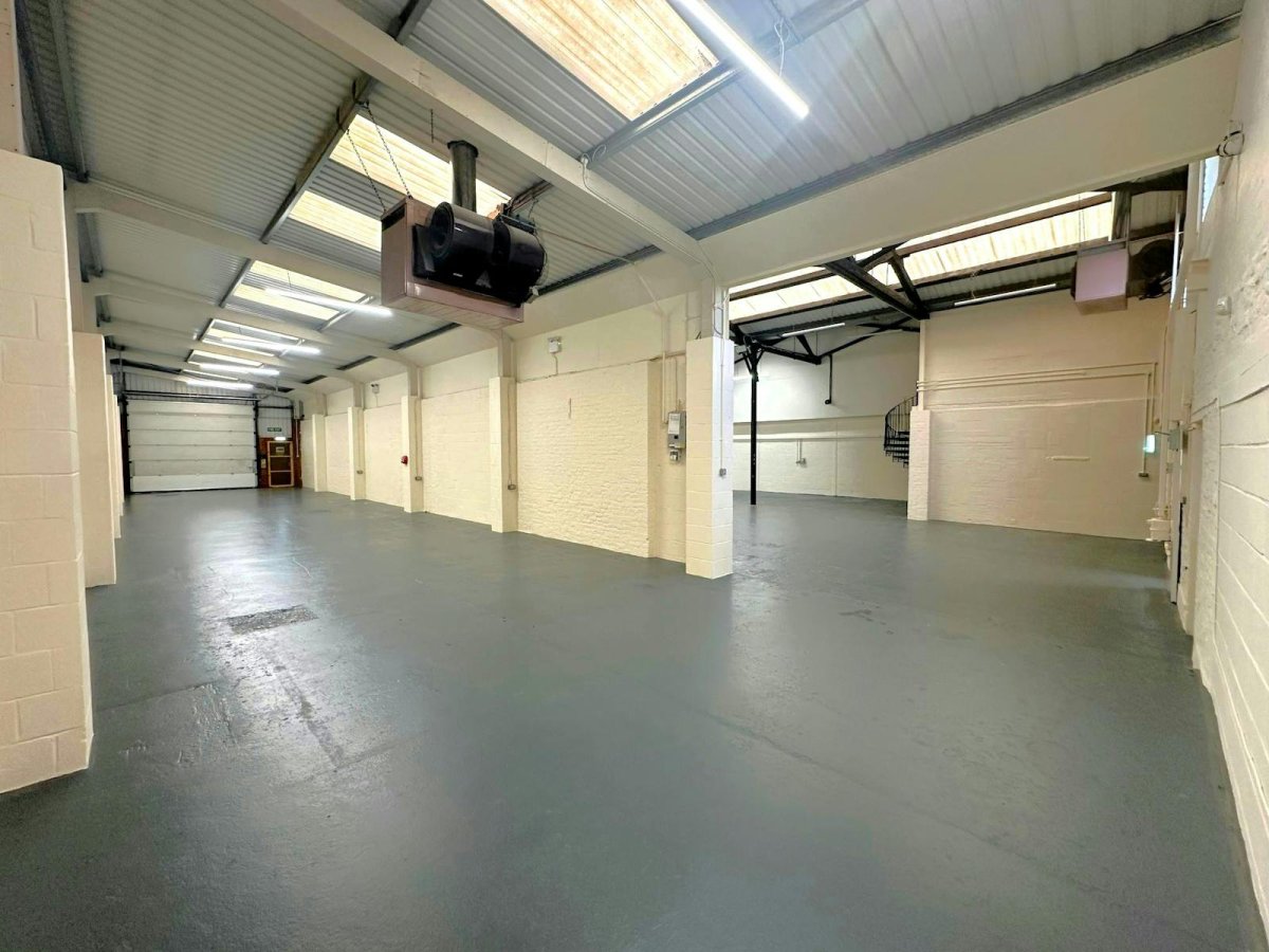 Industrial Unit in Romford