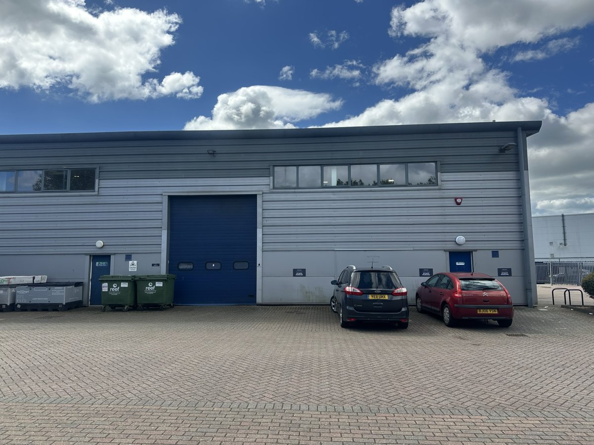 Industrial Unit in Eastbourne - photo 2