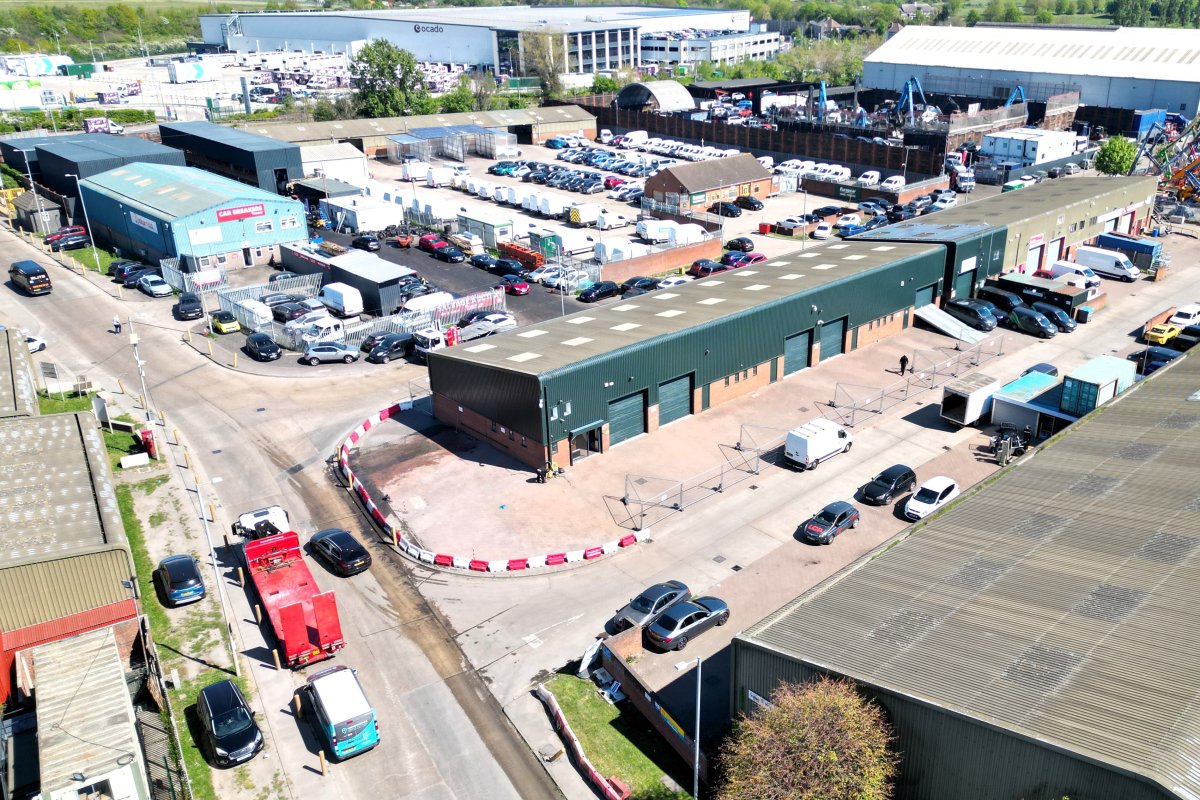Industrial Unit To Let, Aveley, Essex