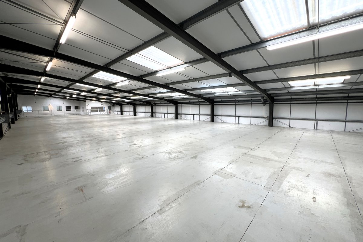 Industrial Unit in Aveley - photo 4