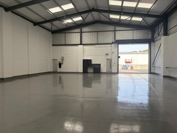 Industrial Unit in Halesowen - photo 4
