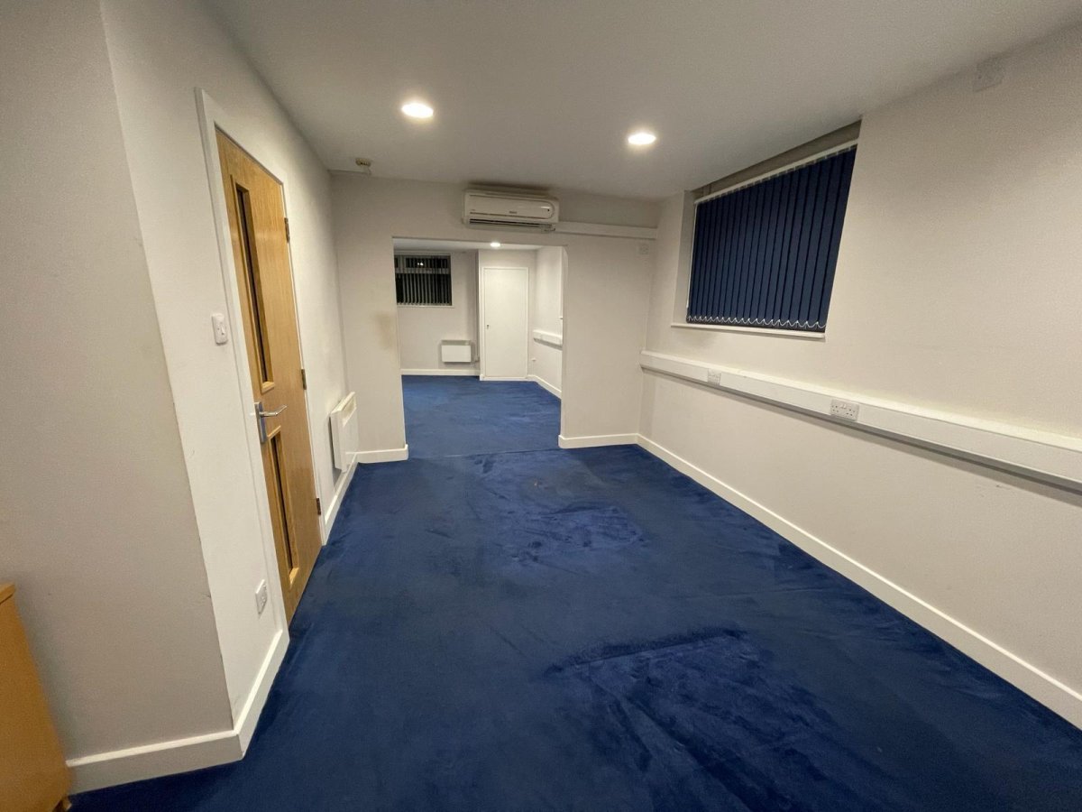 Industrial Unit in Barwell - photo 3